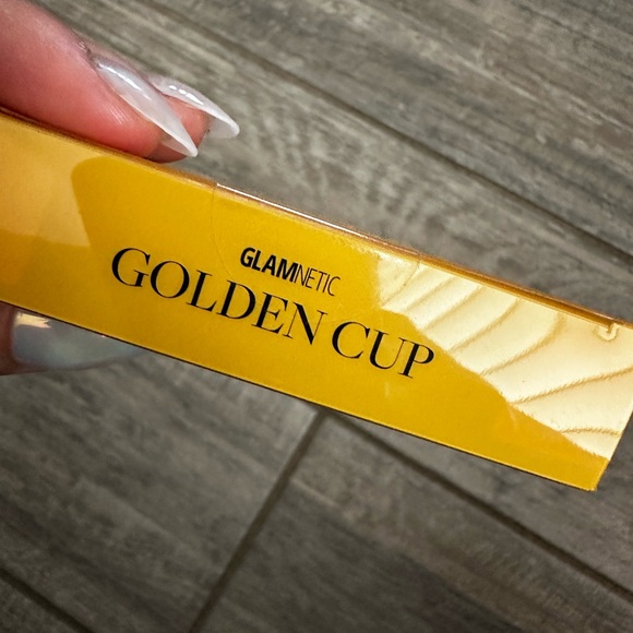 Glamnetic Harry Potter Golden Cup - Picture 3 of 4